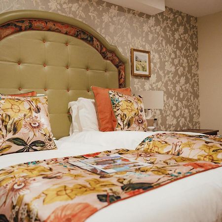The Golden Fleece Hotel, Thirsk, North Yorkshire Екстер'єр фото