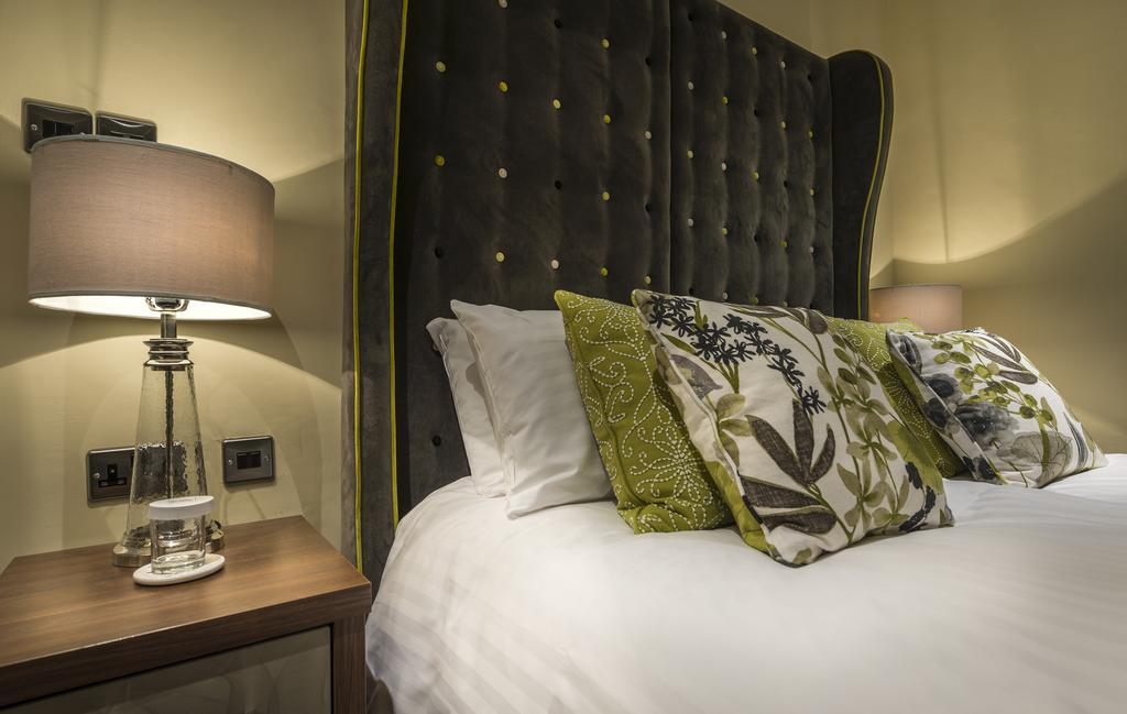 The Golden Fleece Hotel, Thirsk, North Yorkshire Екстер'єр фото