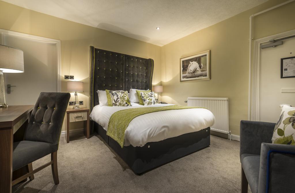 The Golden Fleece Hotel, Thirsk, North Yorkshire Екстер'єр фото