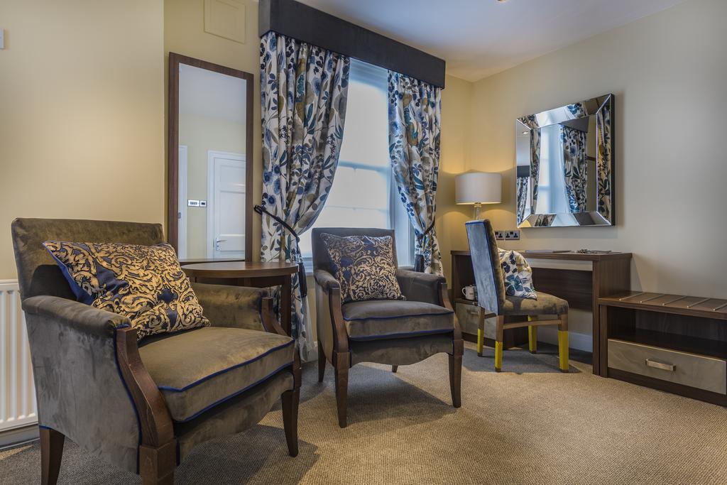 The Golden Fleece Hotel, Thirsk, North Yorkshire Екстер'єр фото
